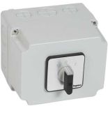 (27748) PR40 Перем 1-0-2 45гр 4П бокс IP55, Legrand
