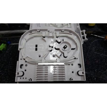 MCOWD+V2C+4HZ Перетвор. акт.потуж.,3ф 3п, несбал. мережа,вх.1А (230В),вих.0...10V,Uжив.220V DC,400HZ