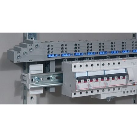 (405230) Горизонтальна шина HX3 125A 1-рядна авт. зажими, Legrand