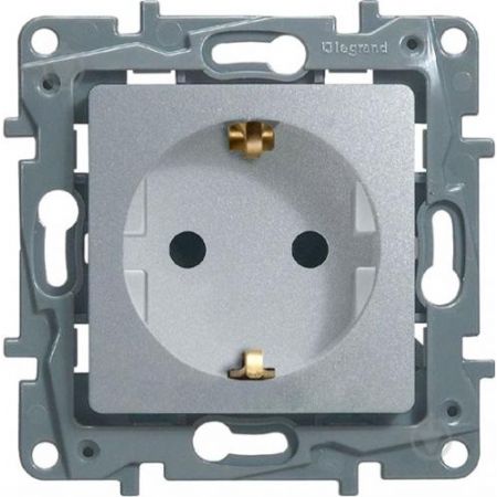 (672422) ETIKA Розетка 2К+З зі шторками, колір Алюміній, Legrand