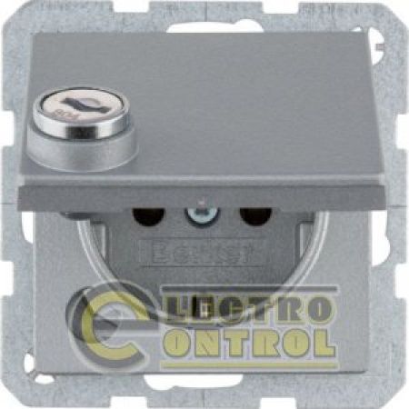 (47636084) Розетка з з/к, кришка, замок, 16А/250В, алюміній, Q.х, Hager