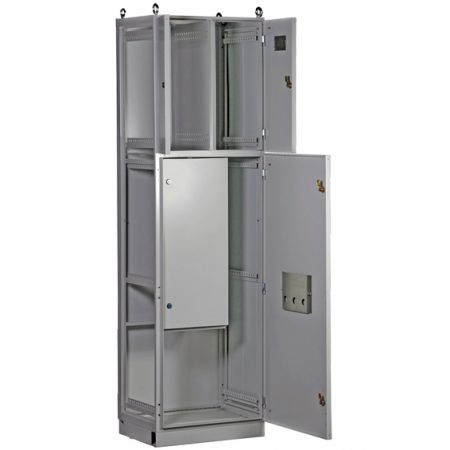 (YKM3-C3-2064-54) Шкаф напольный цельносварной ВРУ-3 20.60.45 IP54 TITAN